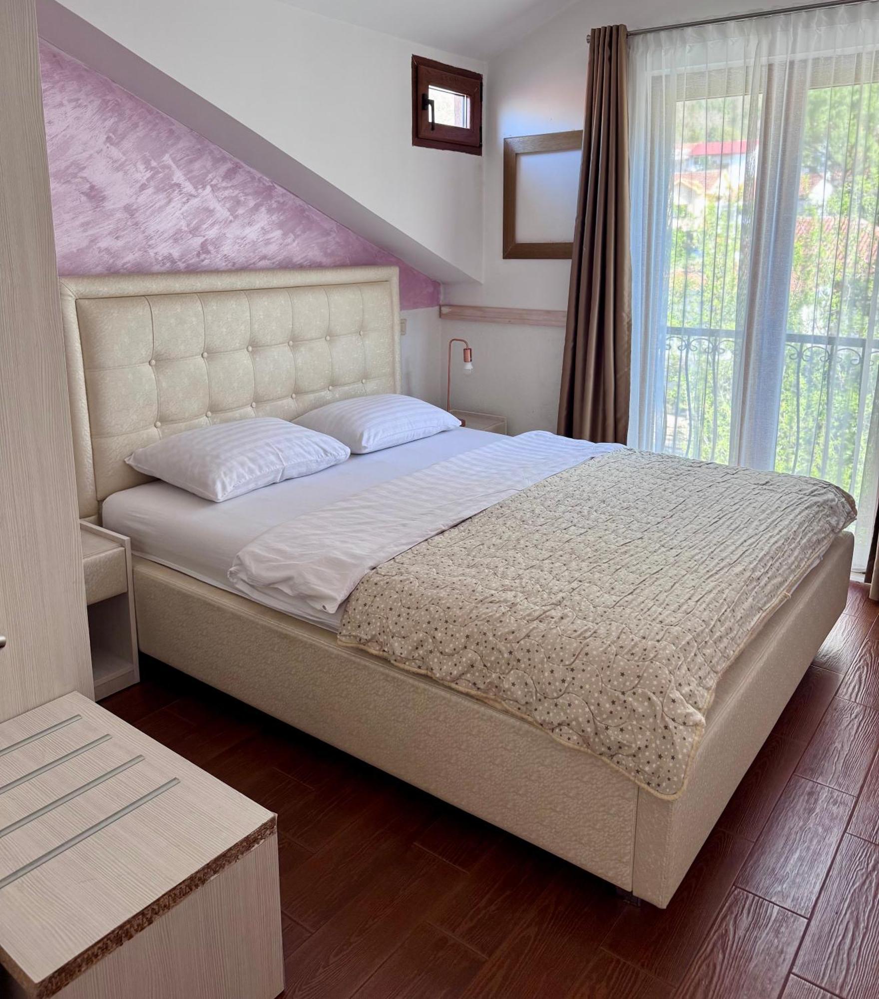 Bocche Di Cattaro Apartments Exterior photo