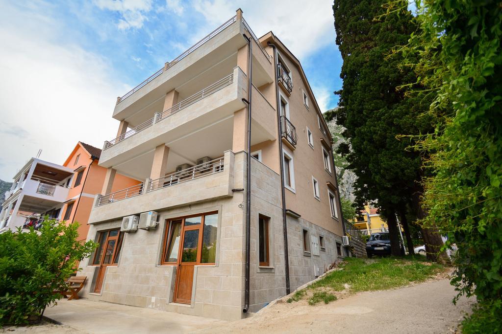 Bocche Di Cattaro Apartments Exterior photo