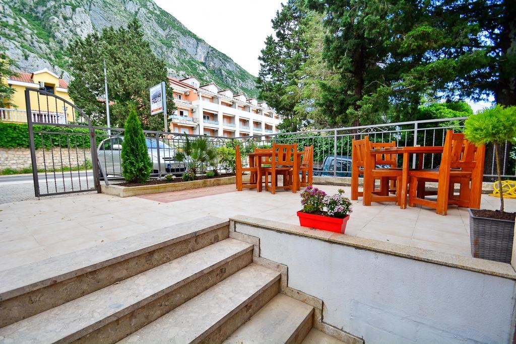 Bocche Di Cattaro Apartments Exterior photo