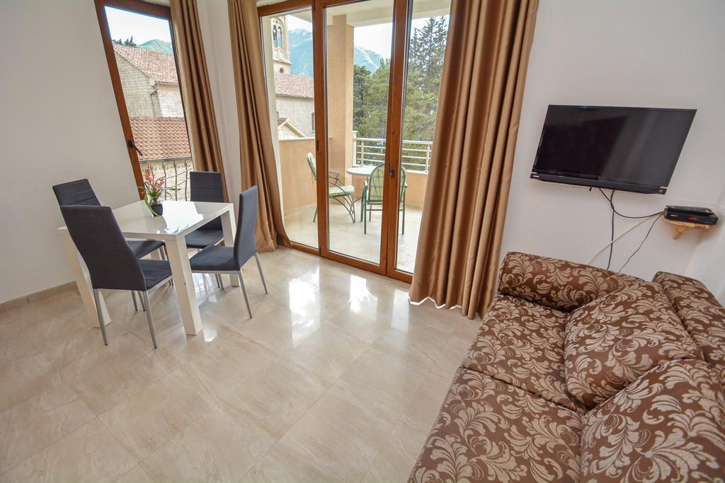 Bocche Di Cattaro Apartments Exterior photo
