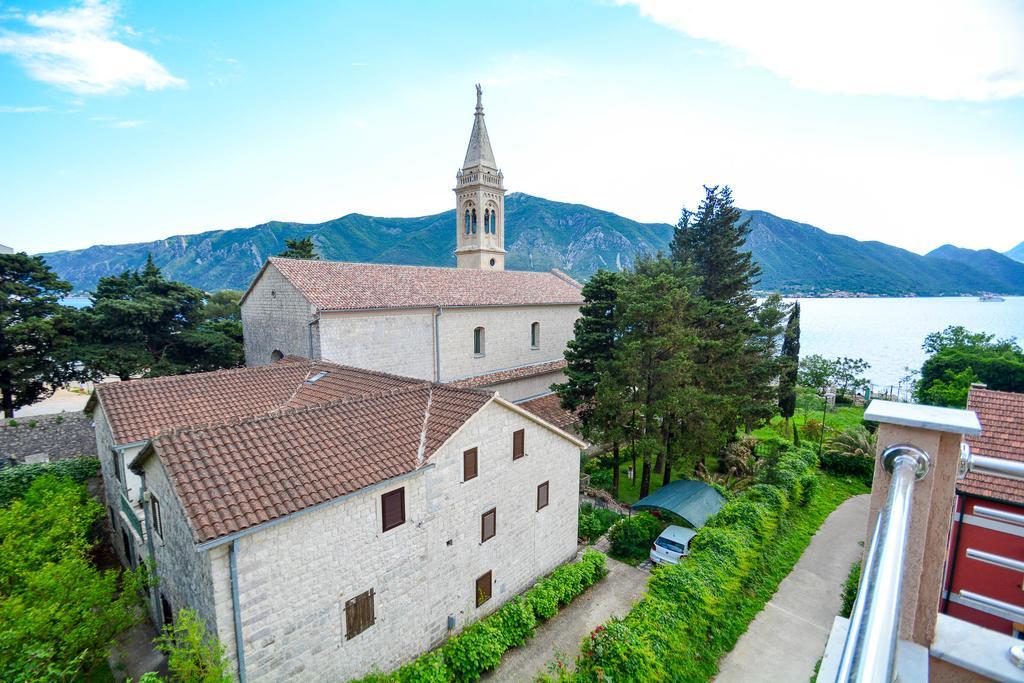 Bocche Di Cattaro Apartments Exterior photo