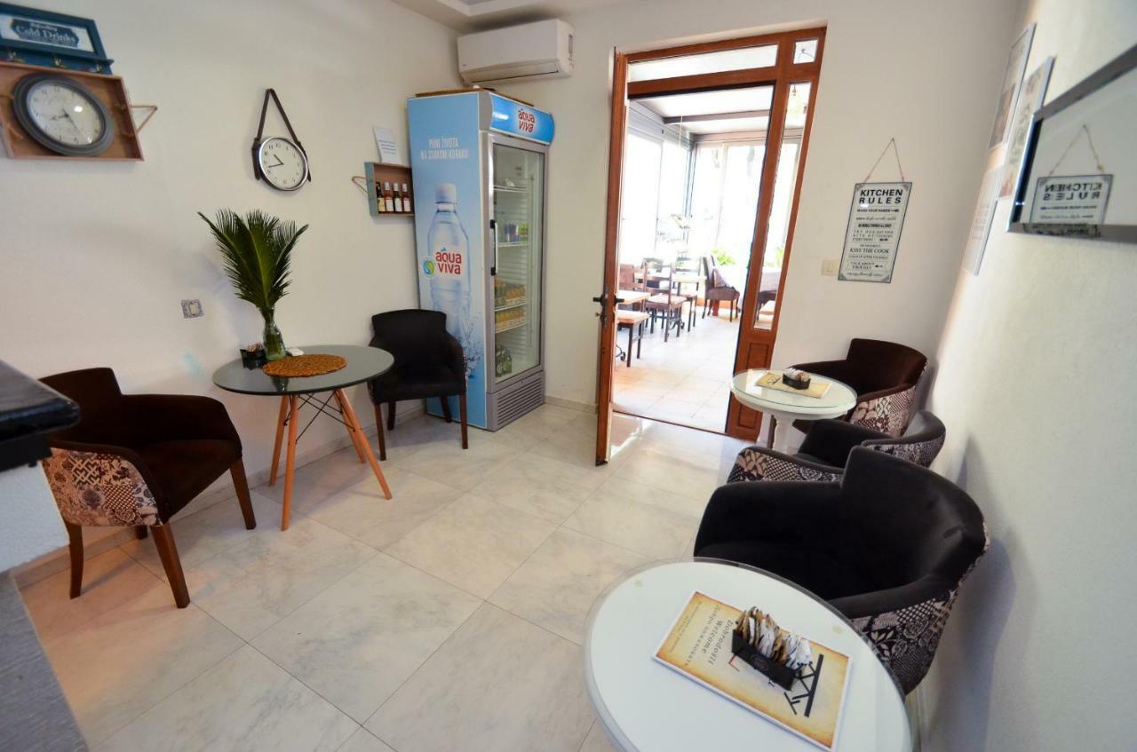 Bocche Di Cattaro Apartments Exterior photo