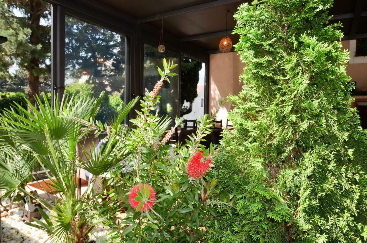 Bocche Di Cattaro Apartments Exterior photo