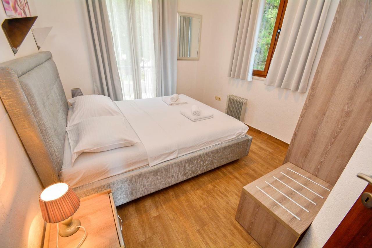 Bocche Di Cattaro Apartments Exterior photo